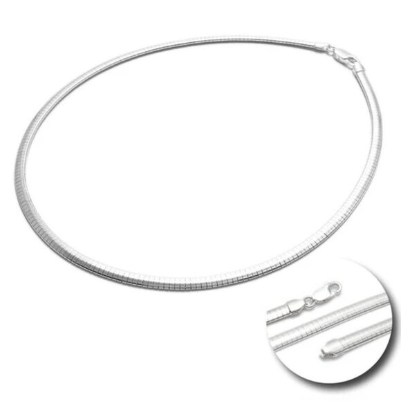 STERLING SILVER DOMED OMEGA CHAIN NECKLACE 4MM. AVAILABLE IN 3 LENGTHS. - Picture 2 of 2